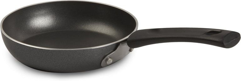 T-fal B1500 Specialty Nonstick One Egg Wonder Fry Pan Cookware, 4.75-Inch, Grey