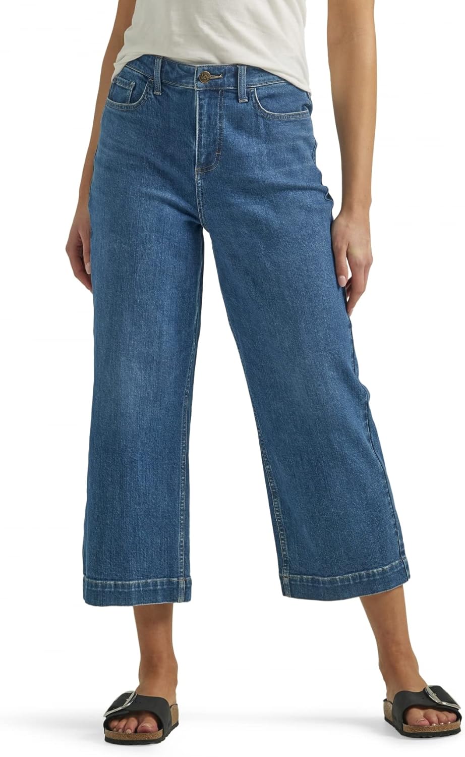 Lee Women’s Legendary High Rise Wide Leg Crop Jean Lee Women’s Legendary High Rise Wide Leg Crop Jean